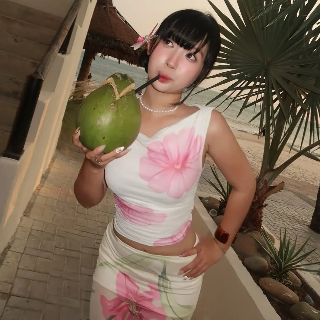 Photo 4 of Set đi biển dịu dàng