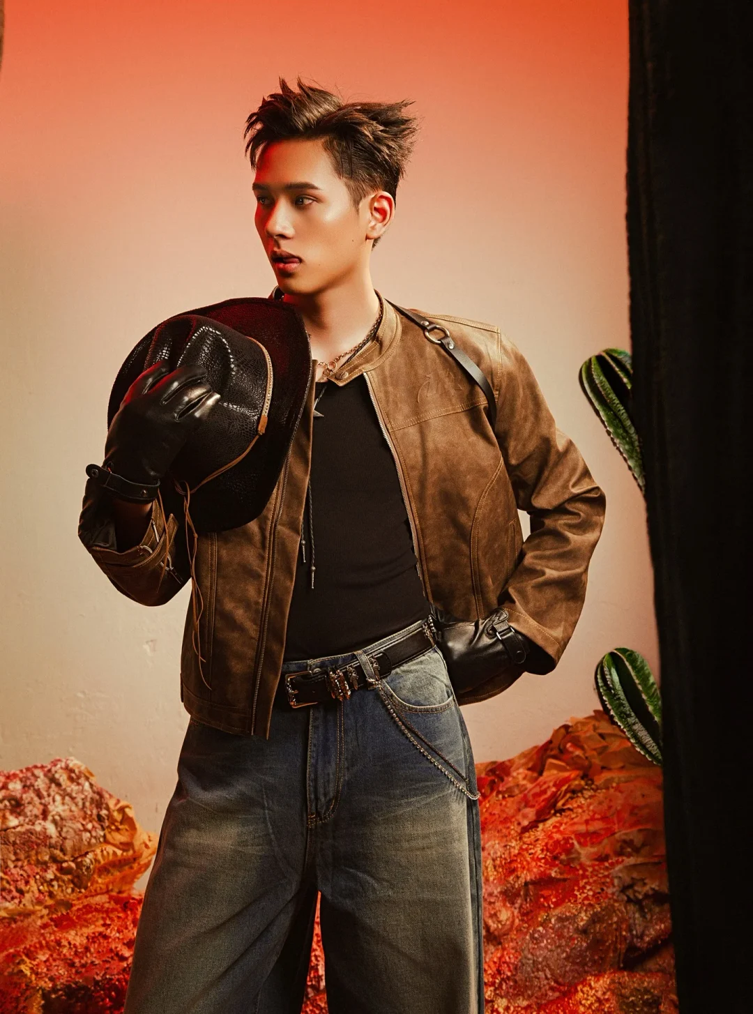 Ảnh 3 của Set áo da phối quần jeans cowboy nam
