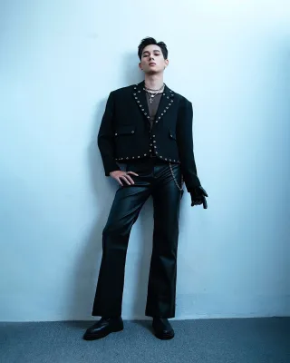 Ảnh 2 của Set blazer nam kèm quần da