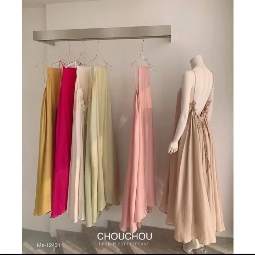 Photo 4 of Váy maxi hở lưng nữ
