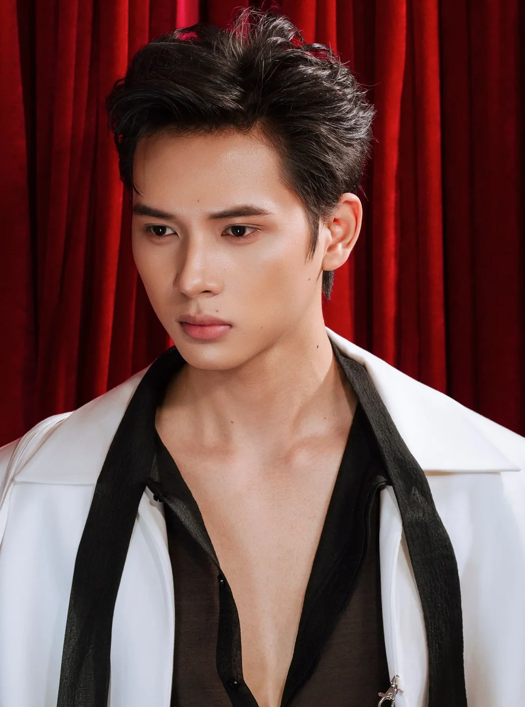 Photo 3 of Set vest đen trắng nam