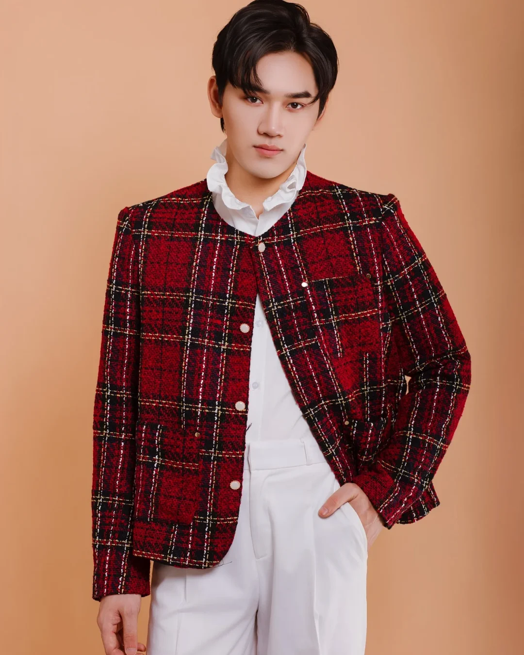 Photo 3 of Áo khoác đỏ vải tweed nam