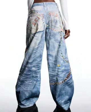 Photo 4 of Quần jeans in họa tiết 3D