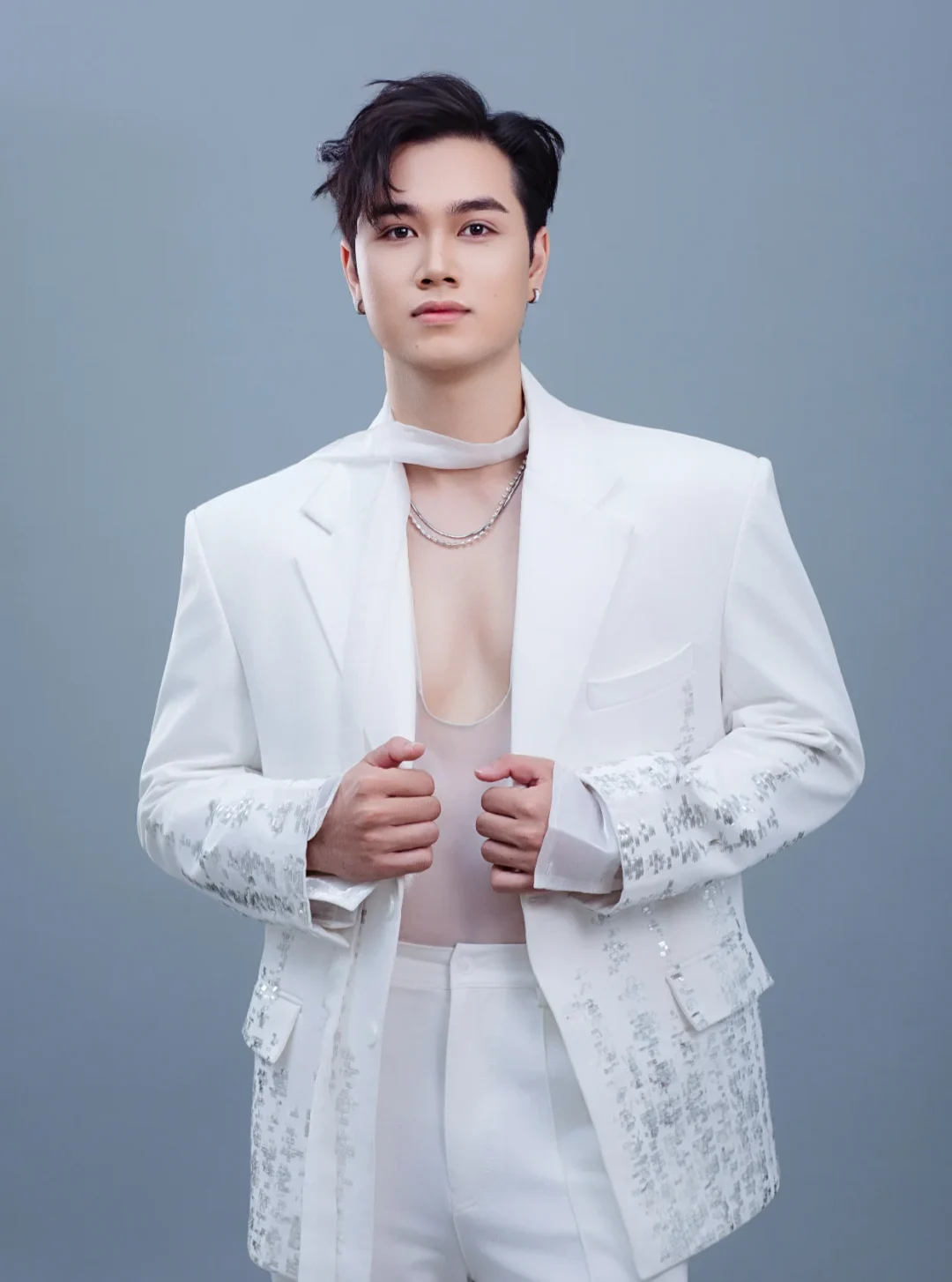 Ảnh 5 của Set vest trắng đính kết