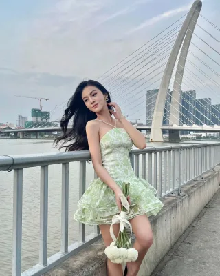 Photo 3 of Váy mini Catherine nữ