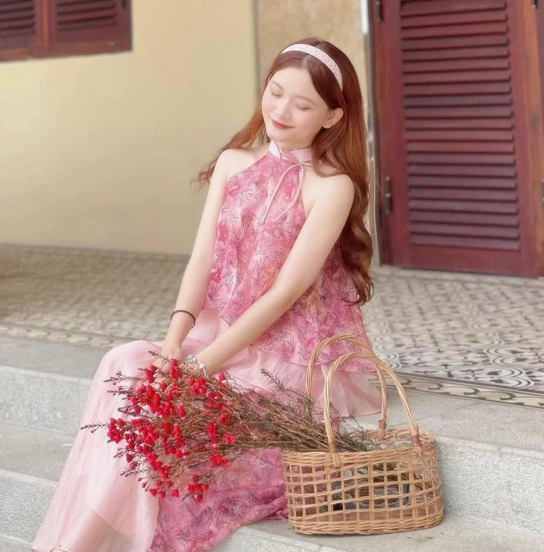 Photo 2 of Set yếm hoa hồng