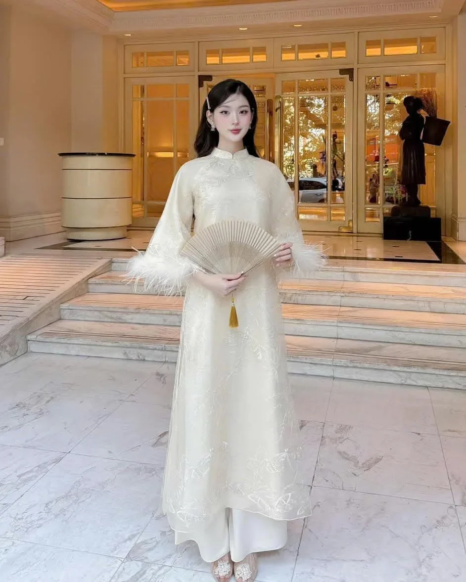 Ảnh 5 của Áo dài voan tơ lông vũ