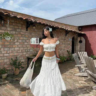 Ảnh 1 của Set áo và chân váy Doris Fiona