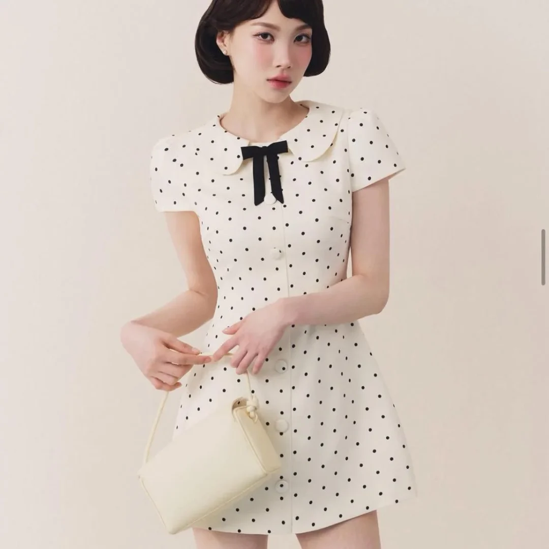 Photo 1 of Váy Julie Dress