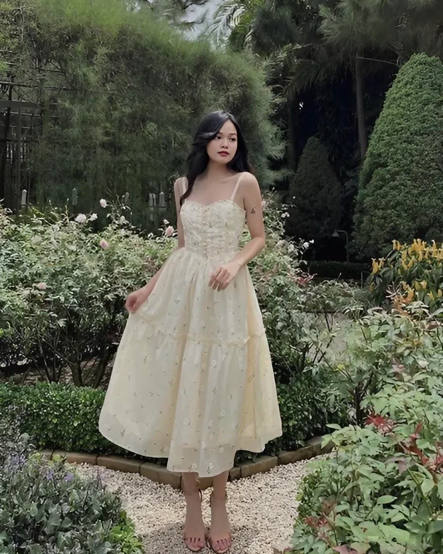 Photo 2 of Váy Eurelia Dress