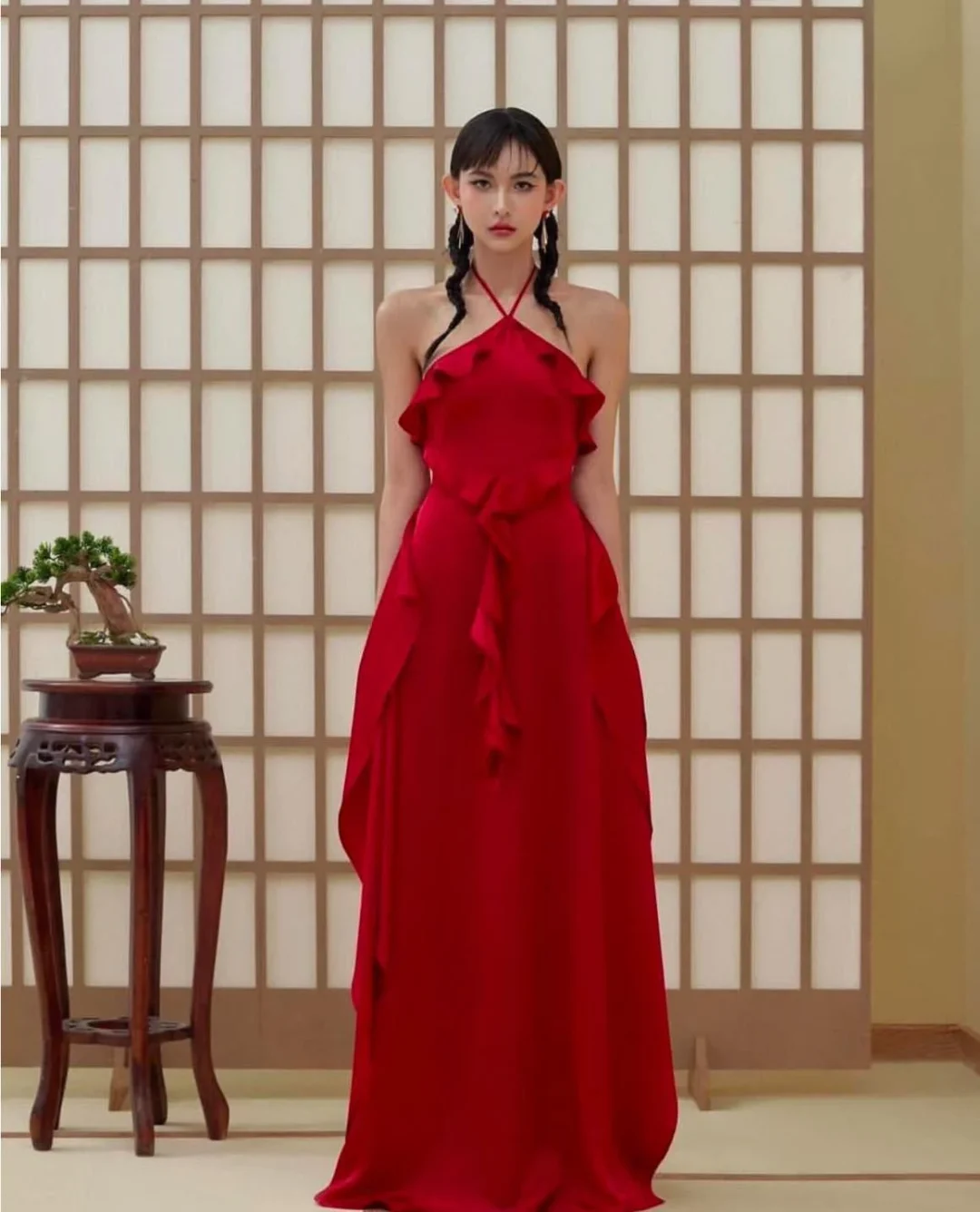 Photo 4 of Set yếm lụa đỏ