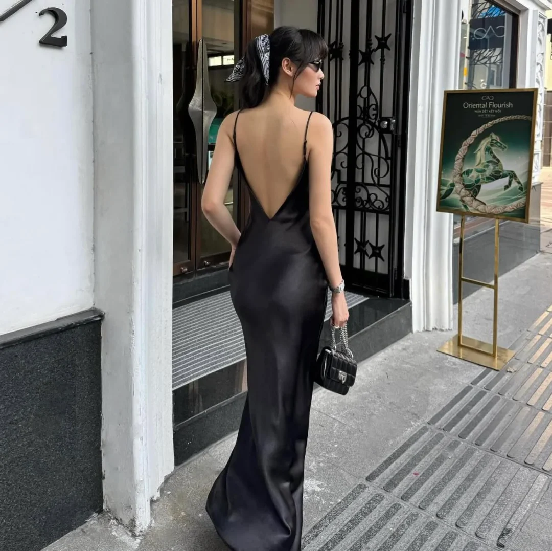 Ảnh 6 của Váy lụa cut lưng nữ