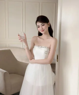 Ảnh 3 của Đầm Snow White