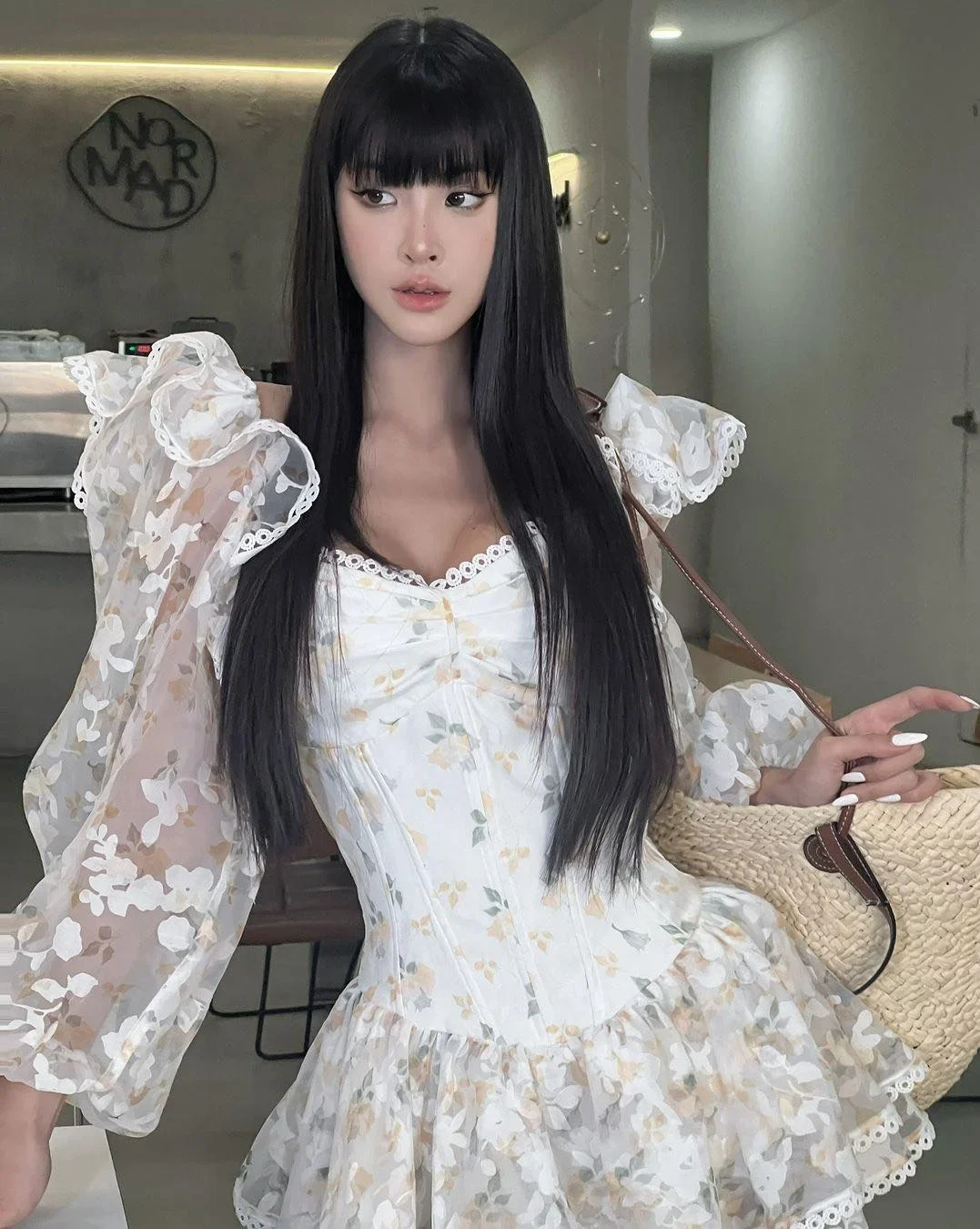 Photo 4 of Stepie Dress nữ