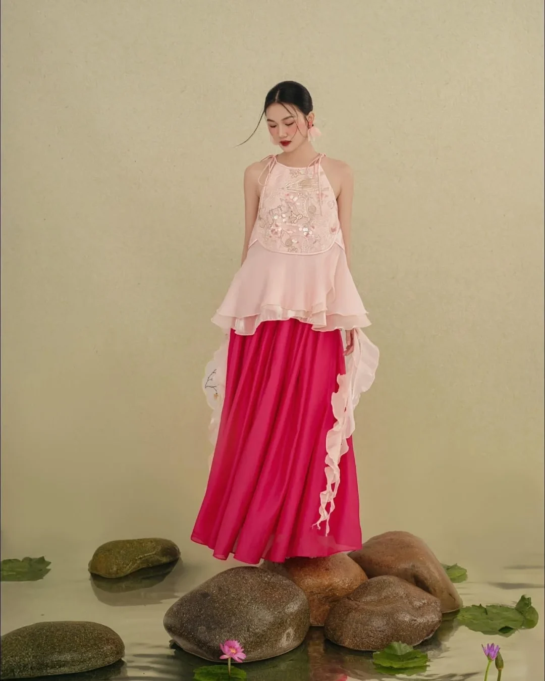 Photo 1 of Set yếm Nguyệt Cát