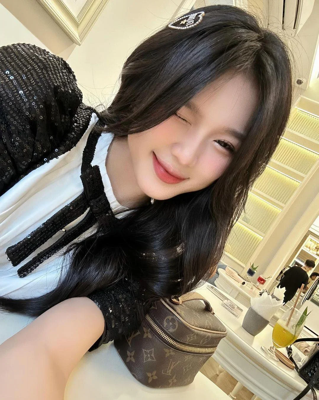 Photo 6 of Set áo váy Mon Cheri nữ