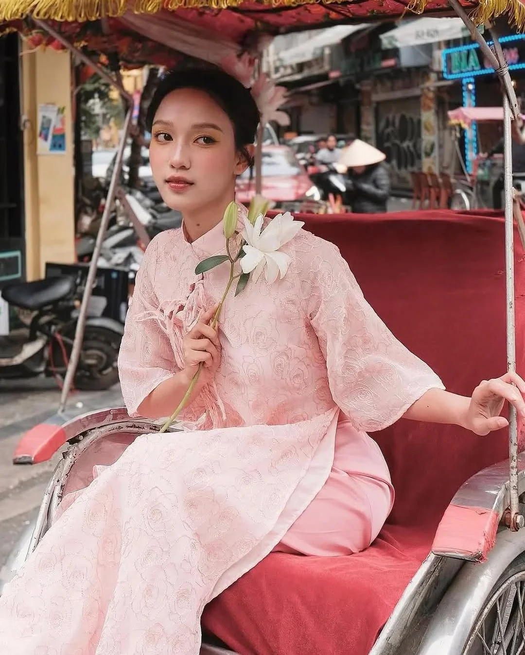 Ảnh 1 của Áo dài Vân