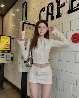 Photo 1 of Đầm nữ Twenti