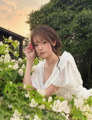 Ảnh 4 của Full set váy trắng freesize