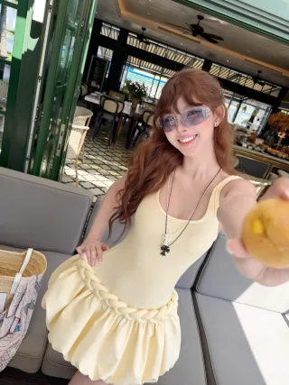 Photo 2 of Váy nữ OCEAN SUMMER vàng