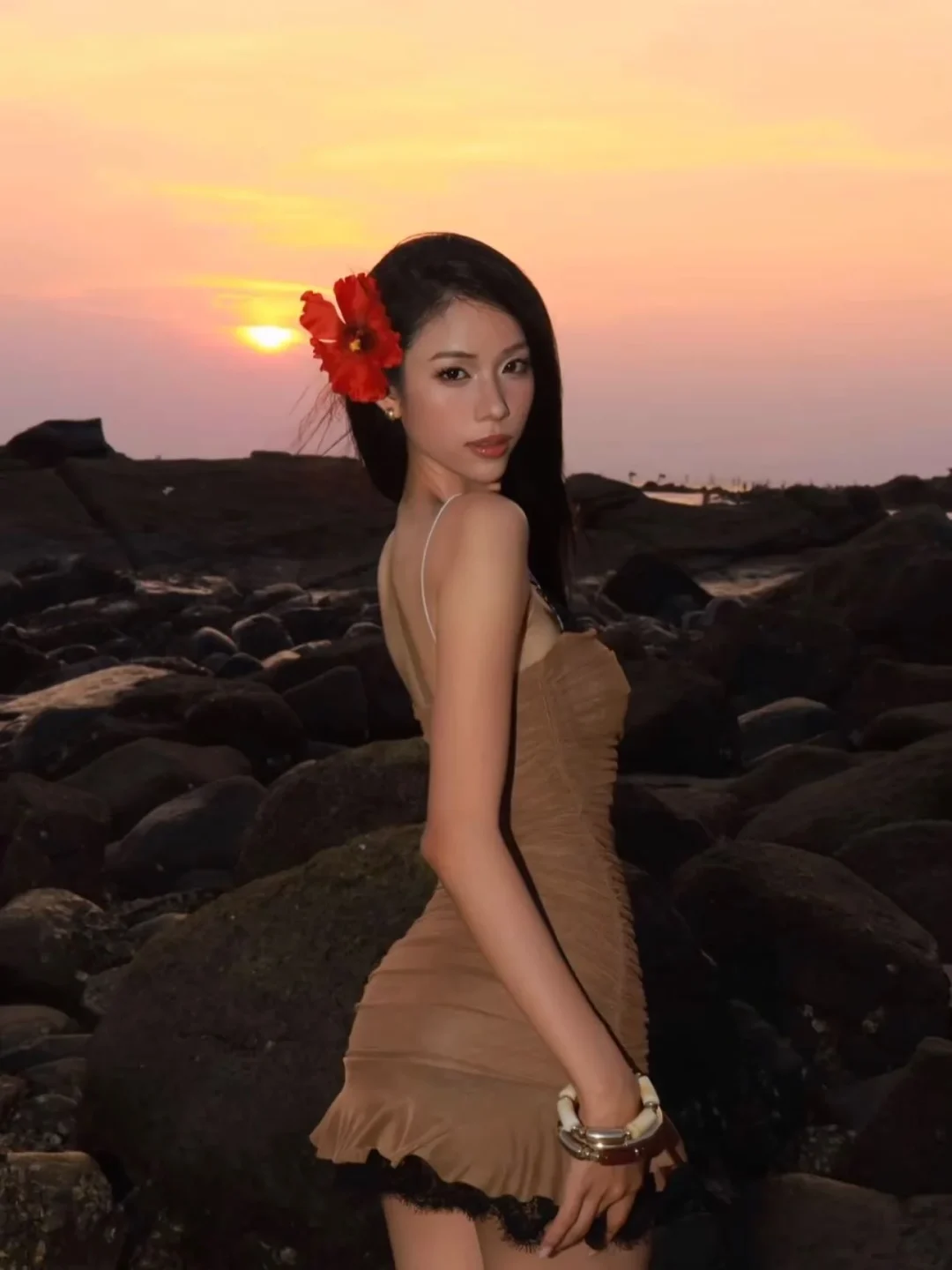 Photo 5 of Váy nữ OCEAN SUMMER nâu