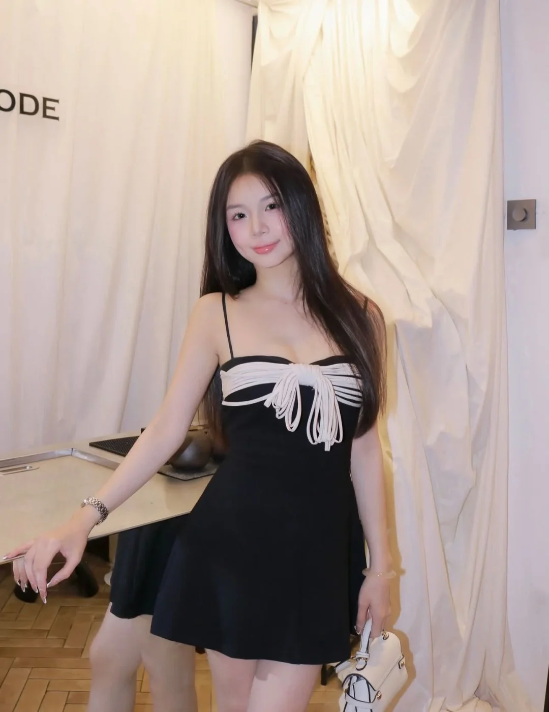 Ảnh 9 của Váy đen OCEAN SUMMER