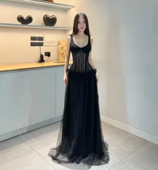 Ảnh 1 của Đầm maxi ren đen quyến rũ nữ