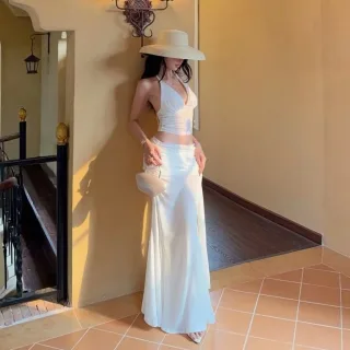 Photo 4 of Set croptop váy maxi trắng nữ