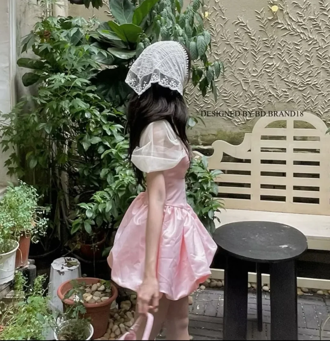 Photo 4 of Váy satin hồng bong bóng nữ tính