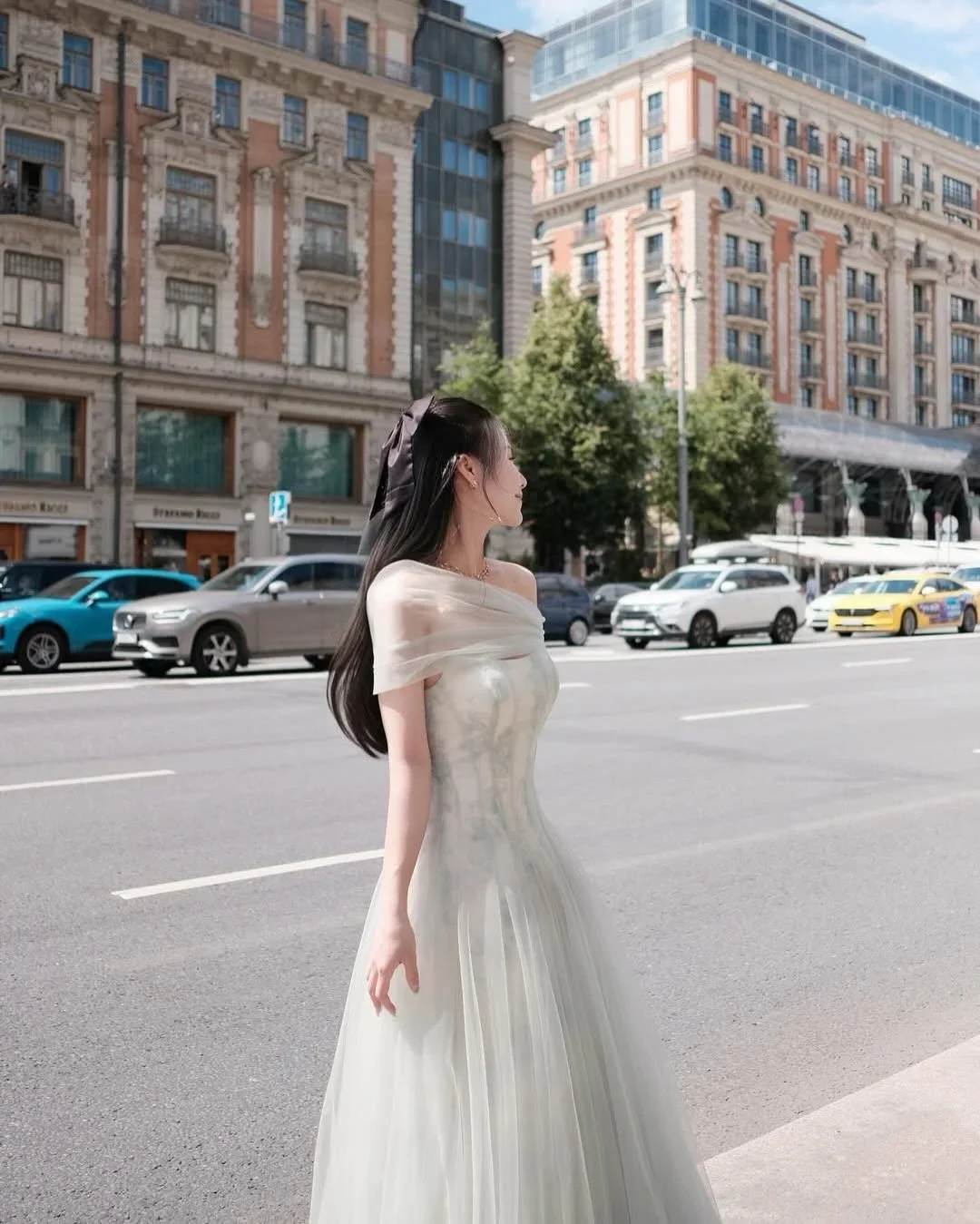 Ảnh 3 của Đầm maxi voan vintage kem trễ vai