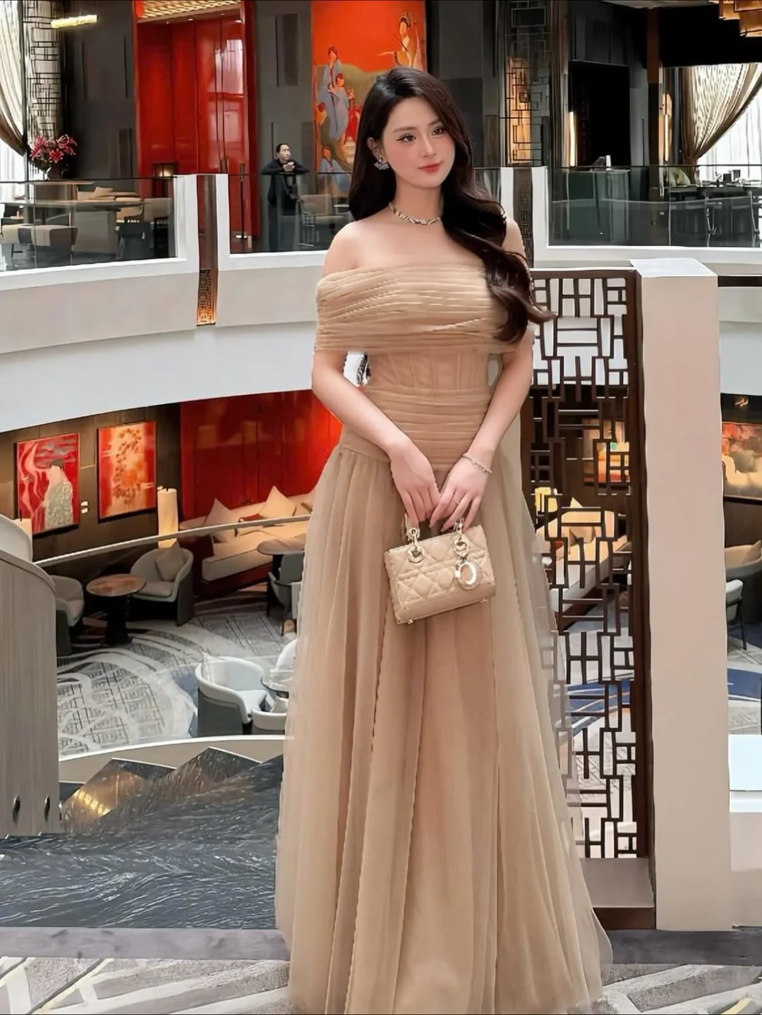 Ảnh 2 của Đầm voan trễ vai be dạ hội nữ