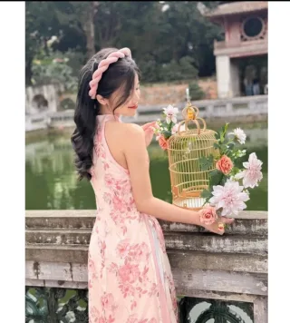 Ảnh 2 của Yếm hồng hoa văn chụp ảnh trung thu
