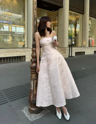 Photo 2 of Đầm dạ hội strapless hồng nhạt size M