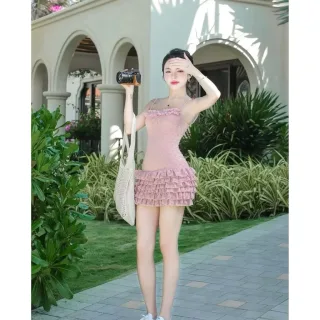 Photo 3 of Đầm ngắn hai dây ren trắng kem hottrend