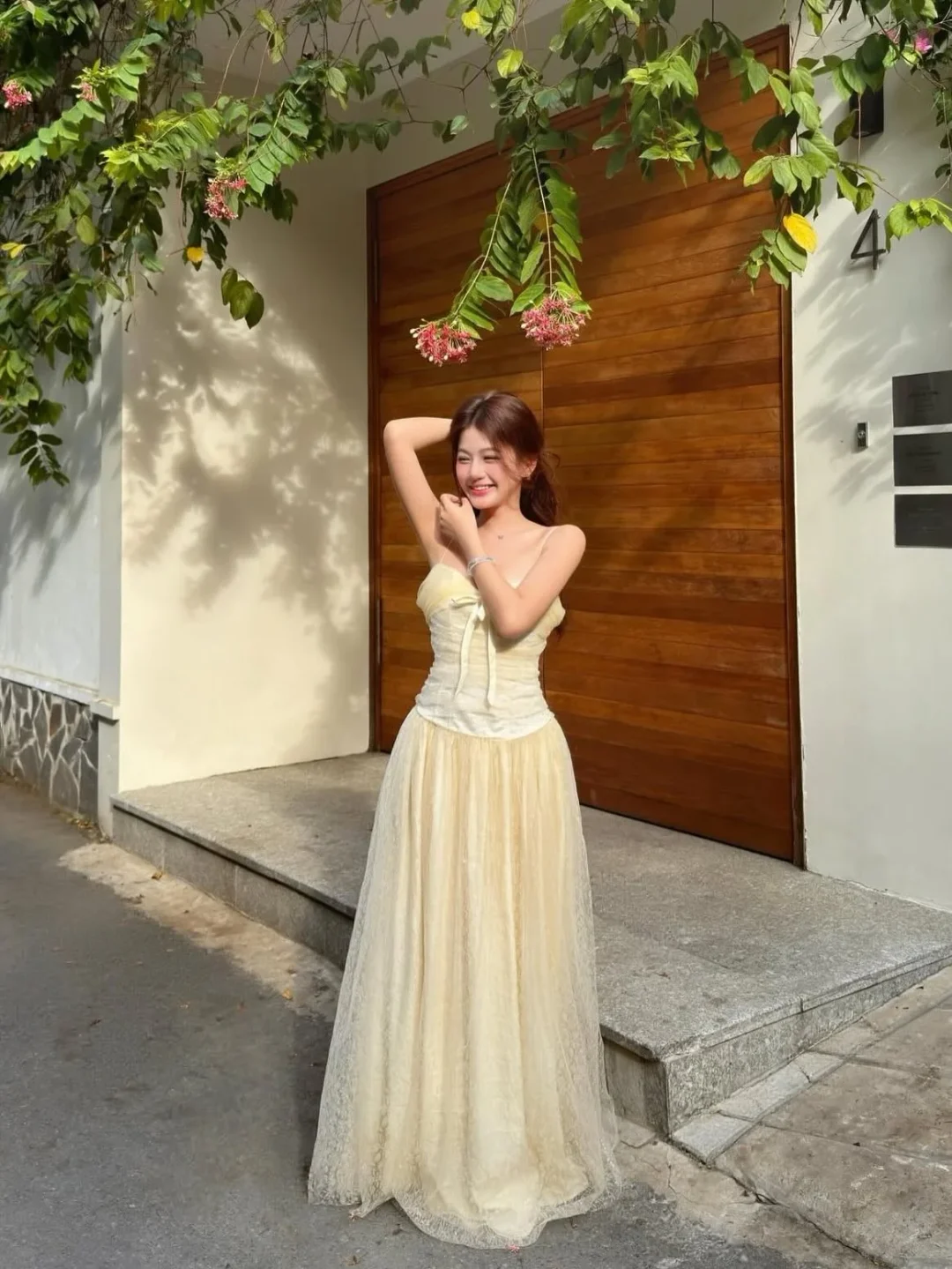 Photo 6 of Váy dạ hội voan vàng nhạt Ameliee size M