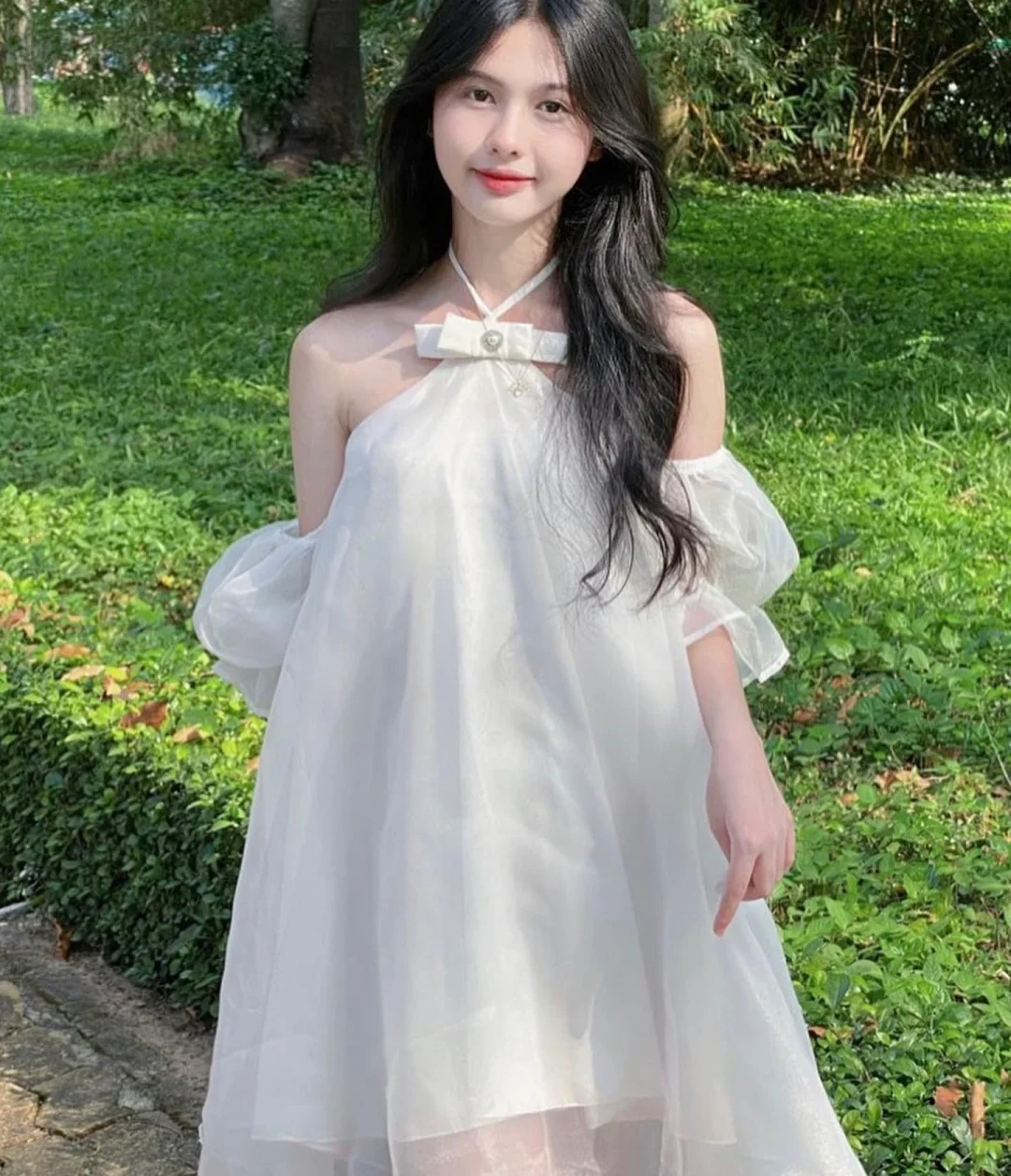 Photo 5 of Váy trắng hở vai nơ Juky dress size S