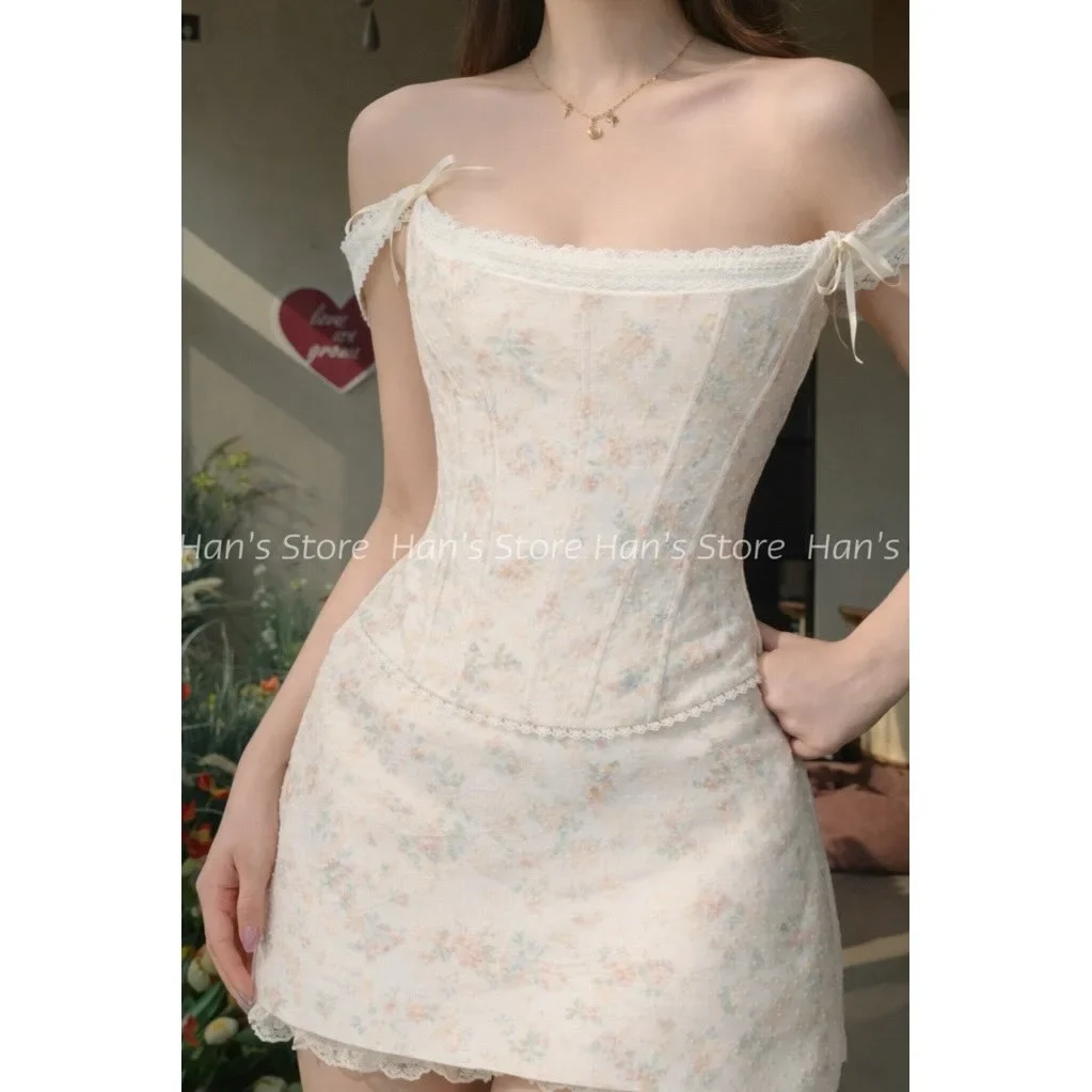 Ảnh 1 của Váy hoa trễ vai ngắn trắng kem nữ