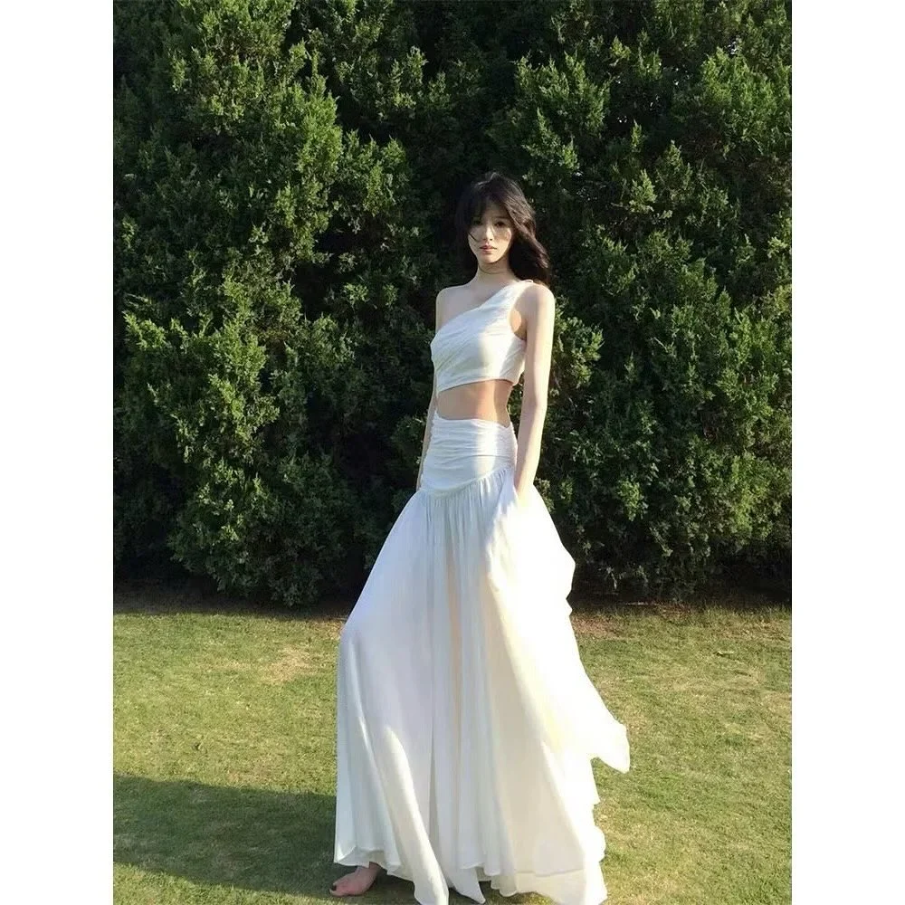 Ảnh 2 của Set Maxi Trắng Lệch Vai Nữ Hottrend