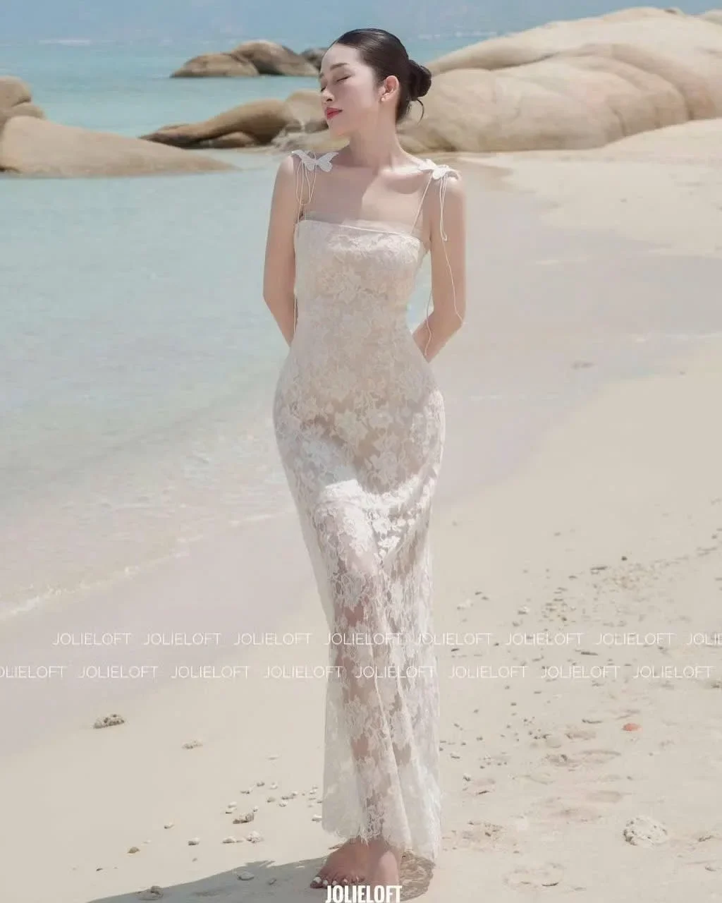 Ảnh 1 của Váy maxi ren trắng hottrend chụp ảnh