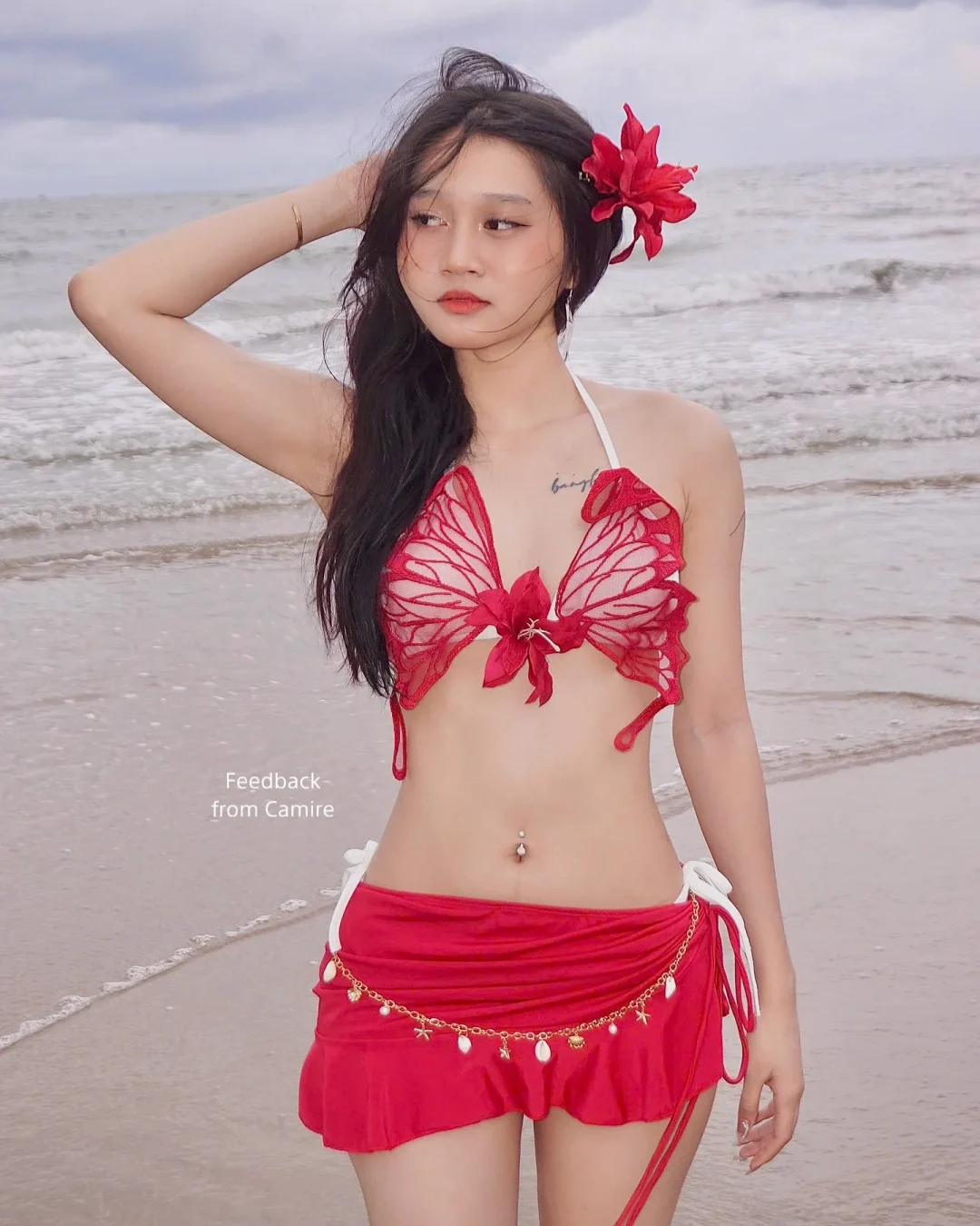 Photo 2 of Bikini cánh bướm đỏ ren gợi cảm nữ
