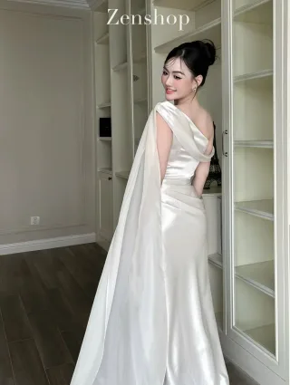 Photo 2 of Đầm dạ hội satin trắng lệch vai