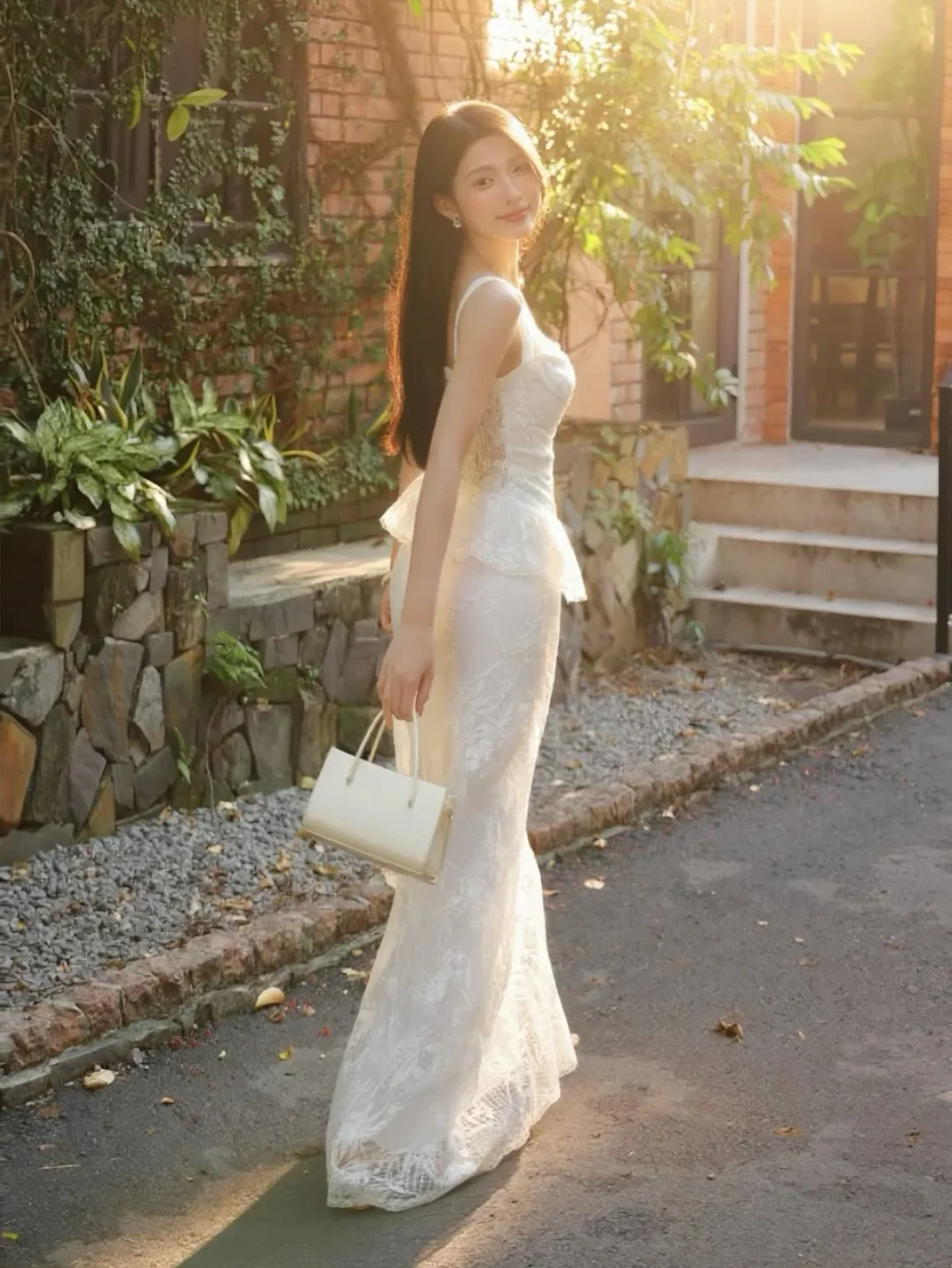 Ảnh 6 của Váy ren trắng maxi nữ cho thuê