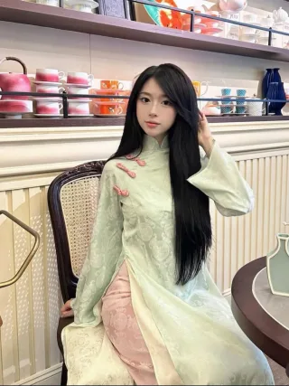 Ảnh 1 của Áo dài lụa xanh mint nữ truyền thống