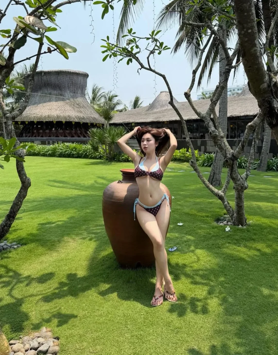 Ảnh 4 của Bikini nữ chấm bi hai mảnh màu nâu