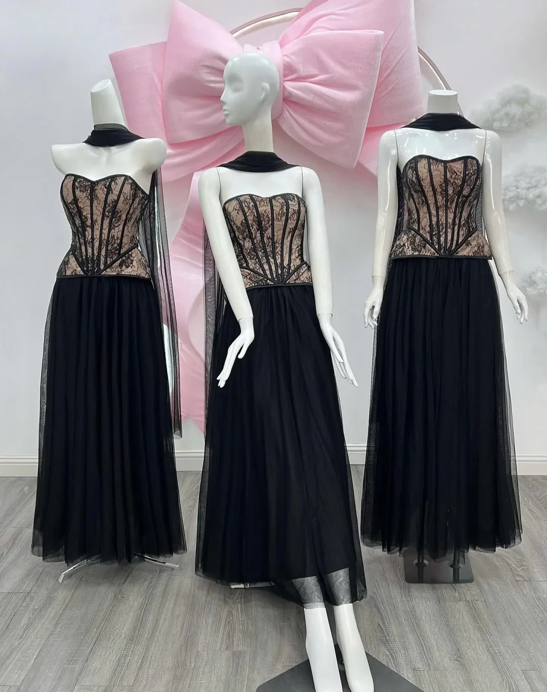 Ảnh 5 của Váy dạ hội corset ren đen nữ
