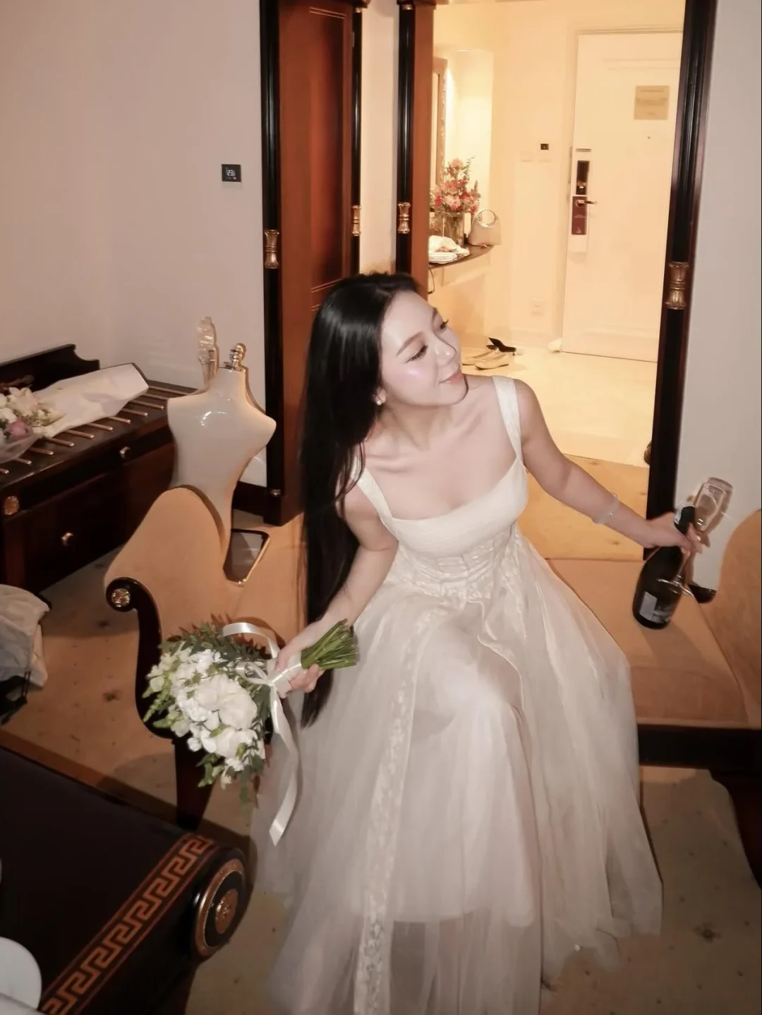 Ảnh 5 của Váy cưới tulle trắng phong cách công chúa