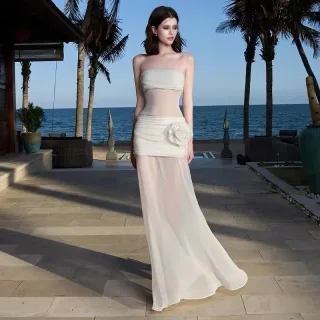 Ảnh 2 của Váy maxi trắng strapless thuê chụp ảnh
