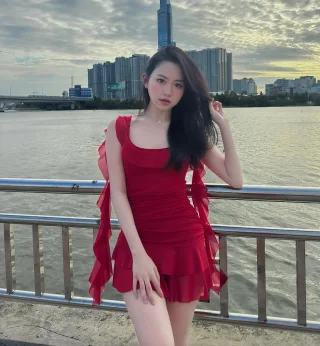 Ảnh 1 của Đầm đỏ mini bèo vai nữ size S M