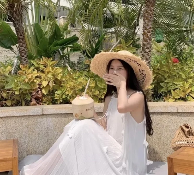Photo 2 of Váy maxi trắng xếp ly boho vintage