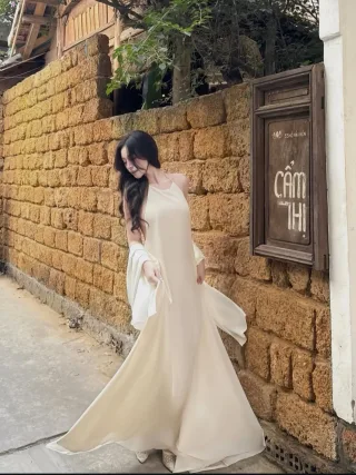 Ảnh 4 của Đầm maxi lụa kem hai dây nữ